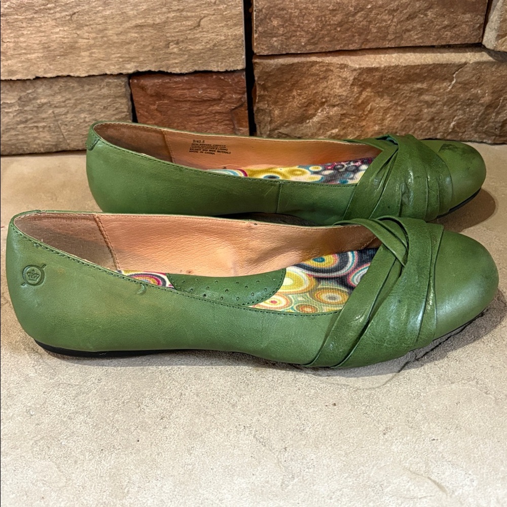 Born sz 9 green leather slip on loafers - Picture 5 of 11